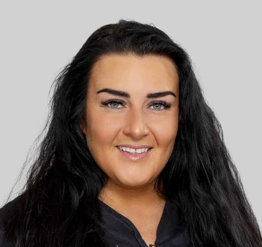 Mia Coombs - Kreate Dental | Dentist in Dartford - Sutton At Hone